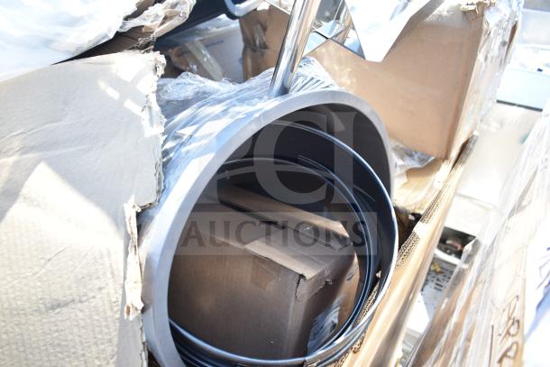 Image showing a mixed lot of 16 new scratch and dent items, including trash cans and ingredient bins, with packaging.