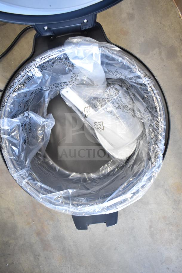 Brand new Proctor Silex 37560R 60-cup electric rice cooker, scratch and dent, includes plastic packaging. Model 37560R.