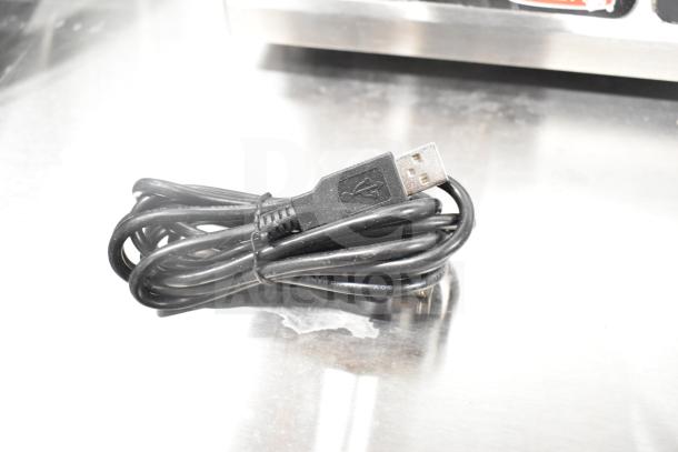 BRAND NEW Torrey L-PC-40L 40 lb. Digital Price Computing Scale. Includes power cable, minor cosmetic scratch and dent.