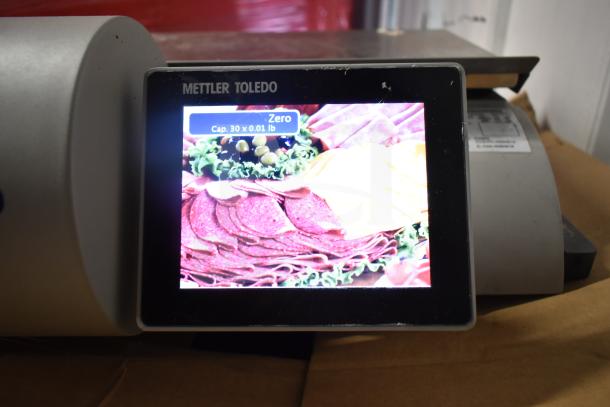 Mettler Toledo commercial countertop scale with digital display, model tested and working. Capacity: 30 x 0.01 lb.