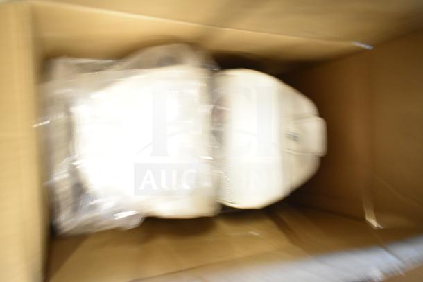 Blurred image of Bosch LB20-PC60EW-5L speaker in a cardboard box.
