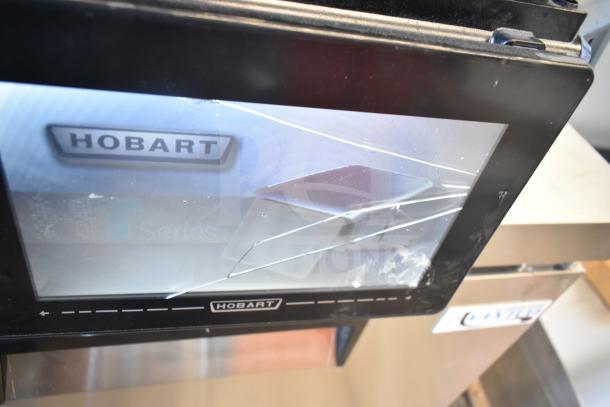 Hobart HTi-7LH4W commercial scale, digital display, tested and working, slight scratches on screen.
