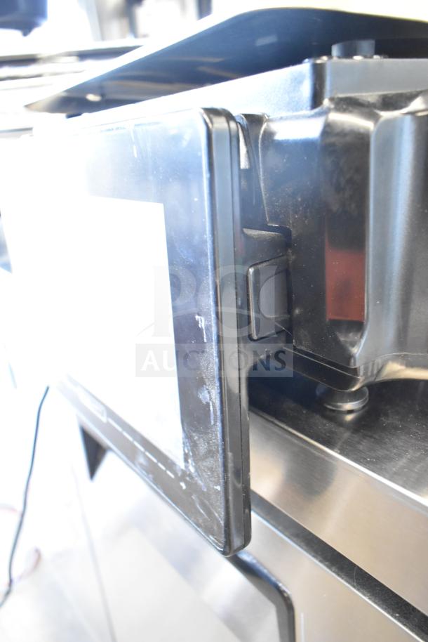 2024 Hobart HTi-7LH4W commercial countertop food portioning scale, black, tested, working, 120/208-240V, 1 Phase.