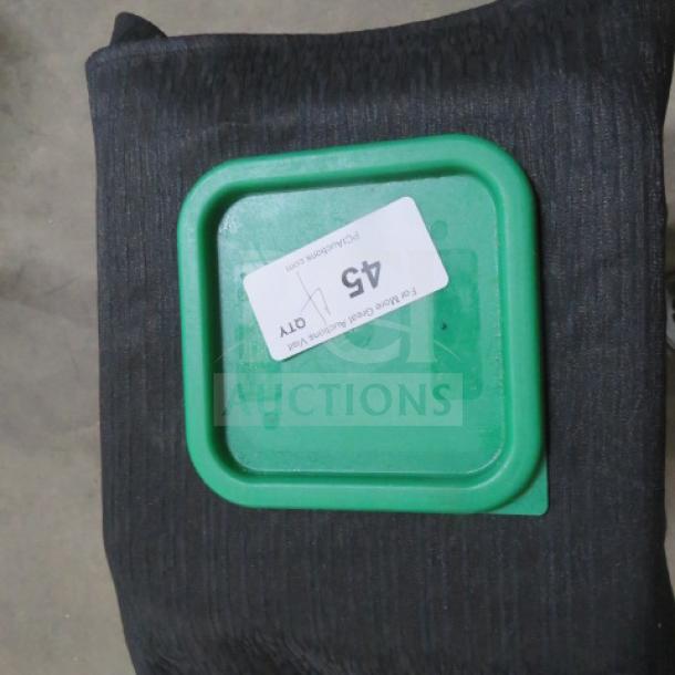 Green food storage lid for 2/4/6 quart containers, shown with label indicating auction lot A5, item 4XBID.