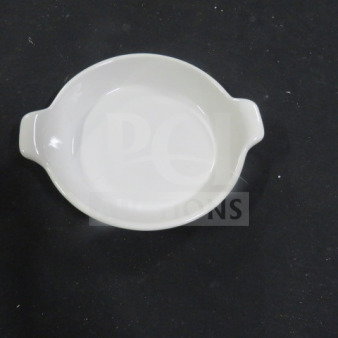 7.5-inch white ceramic pasta bowl with handles. Item code 8XBID. Excellent condition, ideal for serving.