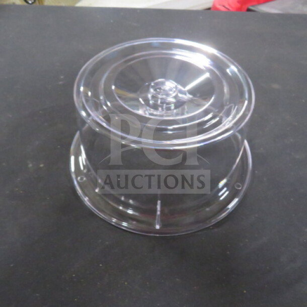 New 8-inch clear poly plate cover, durable design, ideal for food service. Model: 12XBID.