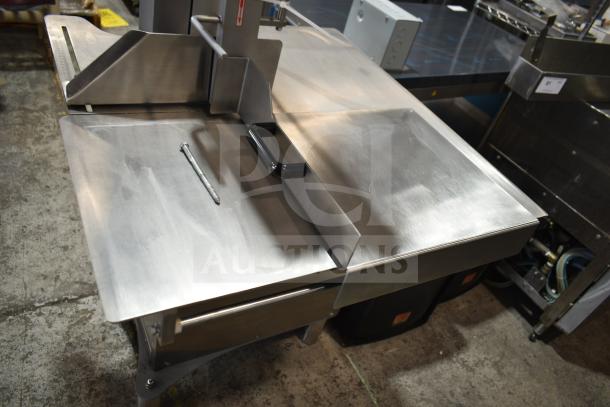 Brand new Avantco 177EMBS94SS 94" stainless steel band meat saw. Scratch and dent model, 220/240V, 3 phase, vertical floor unit.