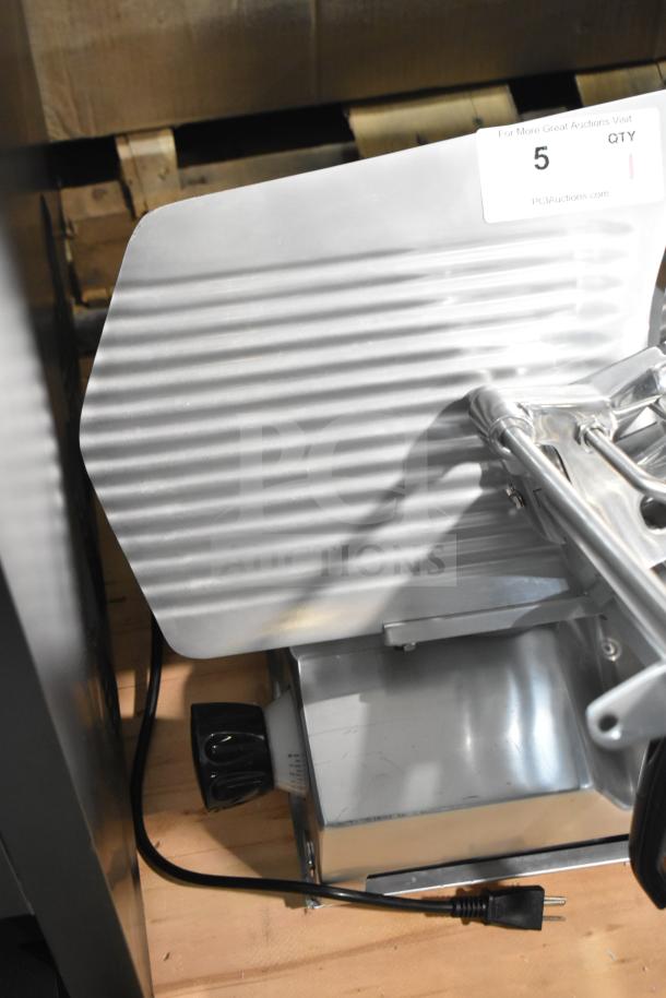 Brand new 2025 Avantco ASM0013 13" medium-duty automatic meat slicer, manual use option, blade sharpener, 3/4 hp motor.