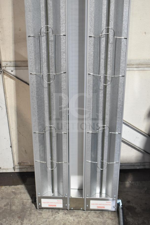 BRAND NEW ServIt 423SW60INHDBLA 60" double strip warmer with dual controls, 120V, 1 Phase, scratch and dent condition.