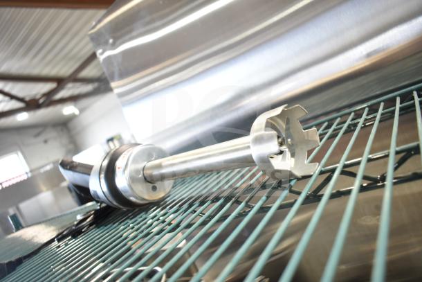 Galaxy 177IMBL9 Immersion Blender, stainless steel, 110-120V, 1 Phase, excellent condition, close-up of blending blade.