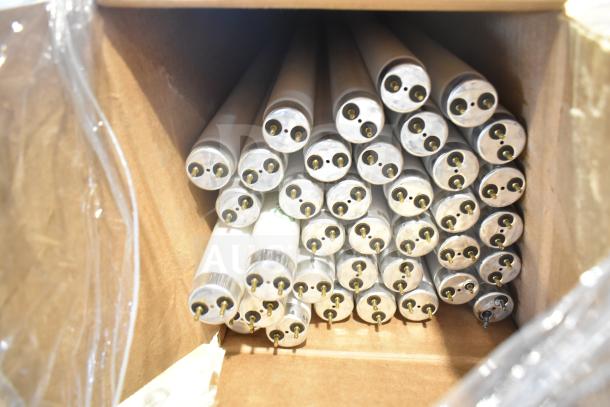 Brand new fluorescent tube lights, scratch and dent, 12 items. Auction offers 12 times your bid value.