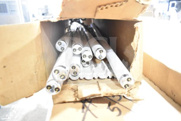Box of 20 new GE/Philips fluorescent tube lights, scratch and dent condition, stored in protective cardboard.