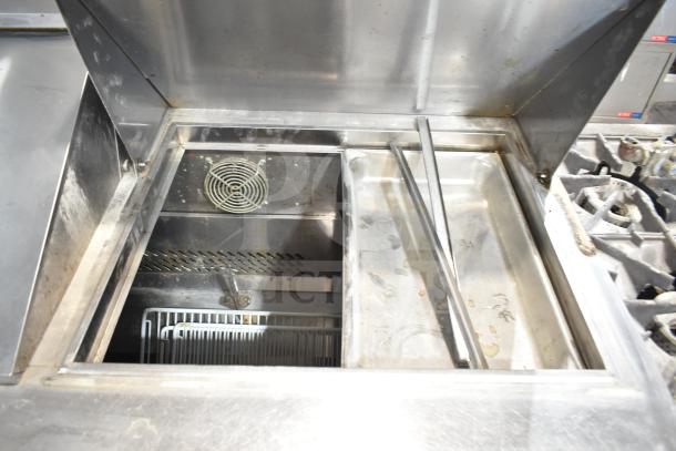 2017 Migali C-SP72-30BT Commercial Sandwich Salad Prep Table, stainless steel, good condition, 115V, Bain Marie design.