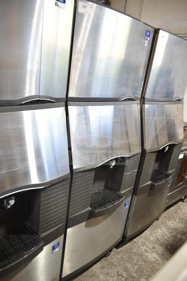 Manitowoc SD0452A ice machine head on SPA310 dispenser, stainless steel, 115V, 1 phase, commercial use, excellent condition.