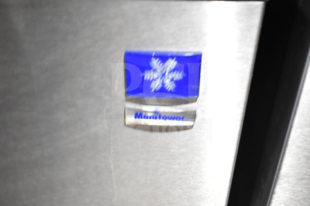 Manitowoc SD0452A Commercial Ice Machine on SPA310 Dispenser, 115V, 1 Phase, logo visible.