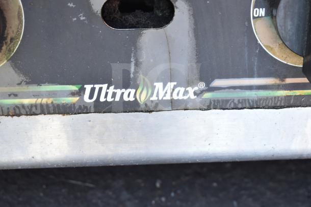 Star Max Commercial Gas Range, 4 burners, countertop model, Ultra Max branding, slightly worn condition.