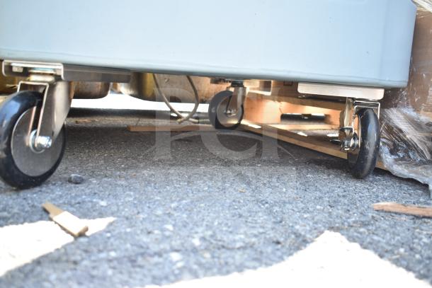 BRAND NEW Metro POD Dish Cart on commercial casters, scratch and dent. Sturdy construction, smooth maneuverability.