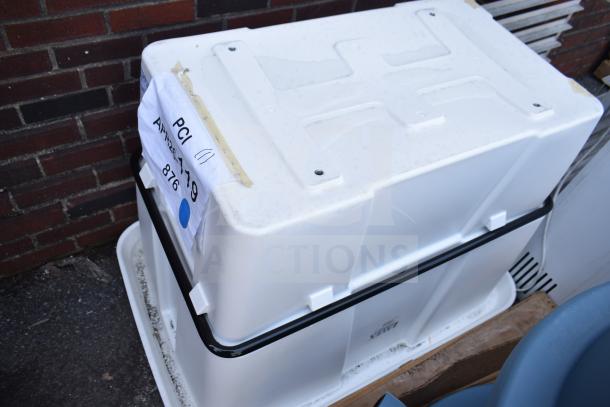 BRAND NEW Lavex 16 cu ft. White Trash Cart Tub, 1000 lb capacity, slight scratches and dents, model 47516RHWHTUB.