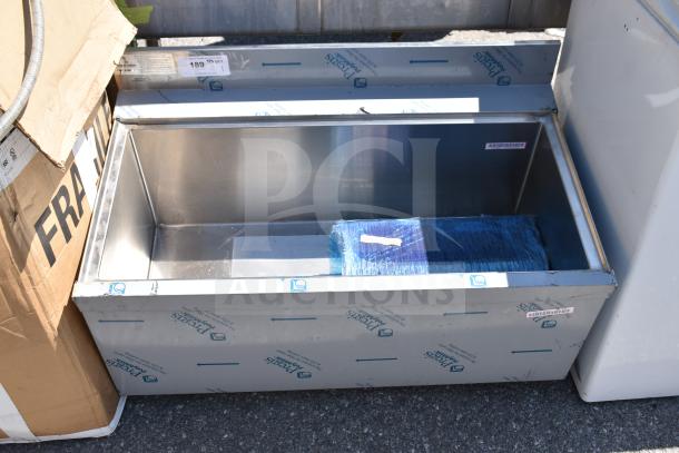 BRAND NEW Advance Tabco CRI-12-36-10 36"x21" underbar ice bin, 10-circuit cold plate, 119 lb, scratch and dent condition.