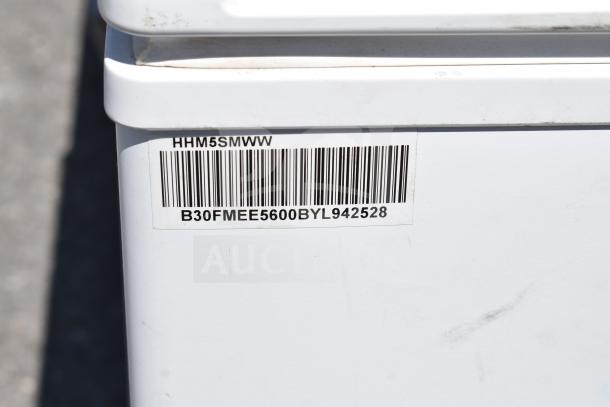 Hotpoint HHM5SMWW Chest Freezer, 115 Volts, 1 Phase. Visible barcode and model tag. Clean exterior.