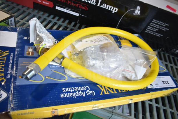 Brand new 48" T&S HG-4D-48K yellow coated steel gas appliance connector hose. Includes FreeSpin fitting and installation kit, 3/4" NPT.