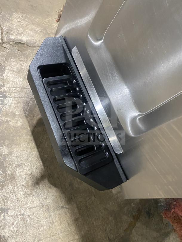 Spaceman 6236C stainless steel soft serve ice cream machine, commercial-grade, electric-powered, 220V, new condition.