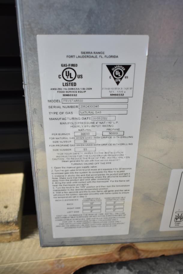Brand new 2022 Sierra FRYSTAR500 deep fat fryer with baskets, 30,000 BTU, natural gas, scratch and dent condition.