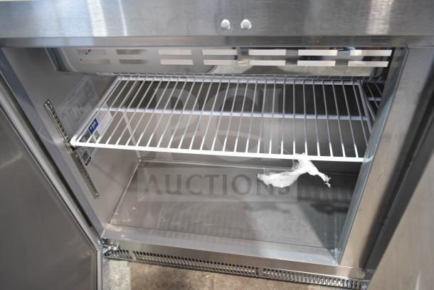 BRAND NEW Avantco 178SSCFT60HC 60" stainless steel salad bar with casters, 115V, 1 Phase. Scratch and dent condition.