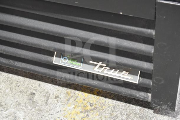 2017 True GDM-49-HC cooler merchandiser, tested and working. Features two doors, 115 volts, 1 phase. True logo shown.