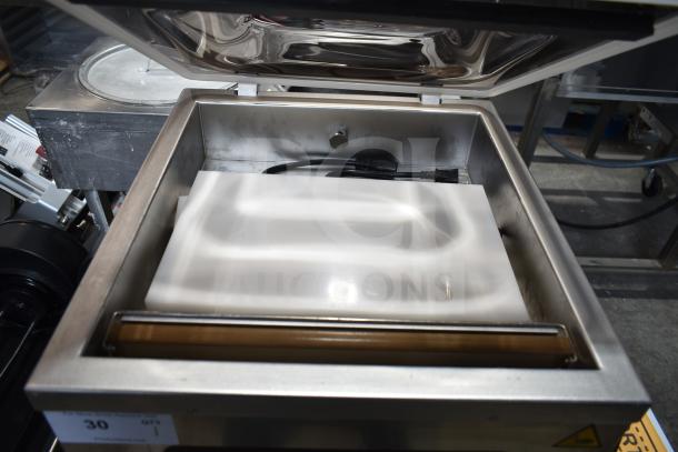 VacPak-It 186VMC16 chamber vacuum packaging machine, brand new, with 16" seal bar. Includes oil pump; 110-120 volts, 1 phase.