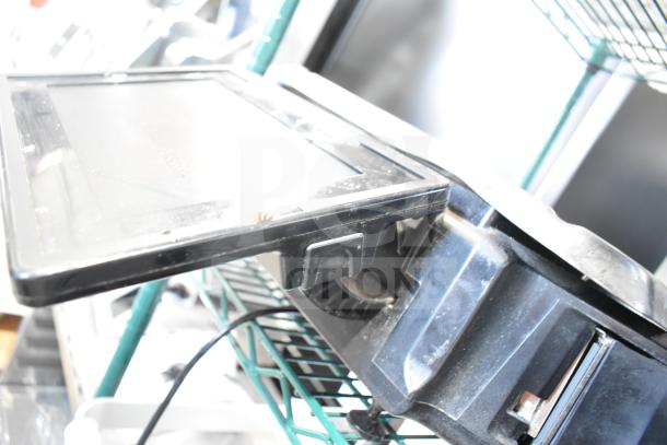 2017 Hobart HTi-7LH26 commercial food portioning scale, black finish, tested and working, 120/208-240V, 1 Phase.