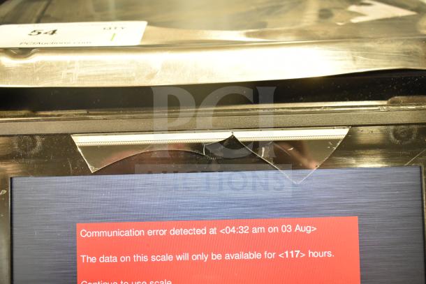 2017 Hobart HTi-7LH26 commercial food scale, tested and working, shows communication error message on screen. 120/208-240 Volts, 1 Phase.