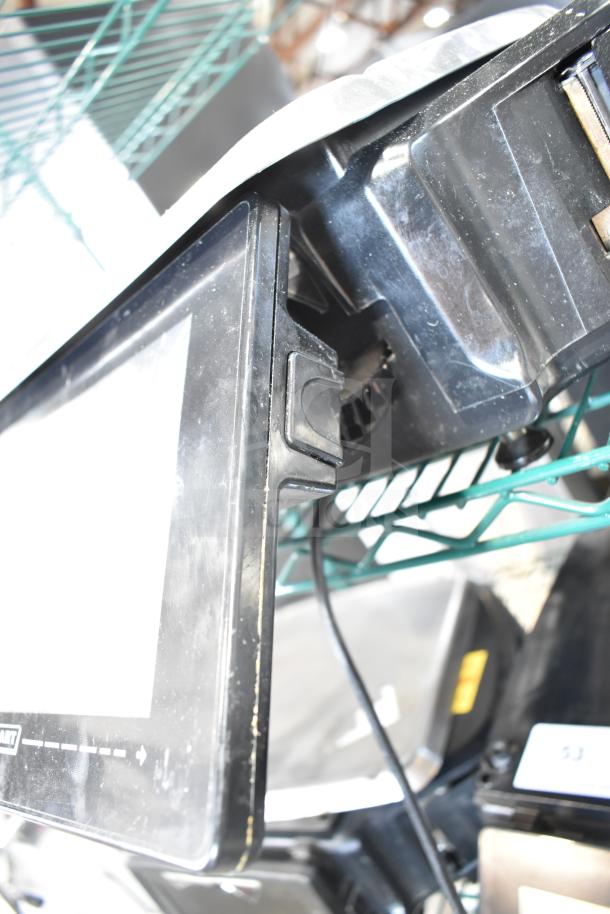 2016 Hobart HTi-7LH26 commercial scale, screen damage, no power cord, 120/208-240V, tested working.