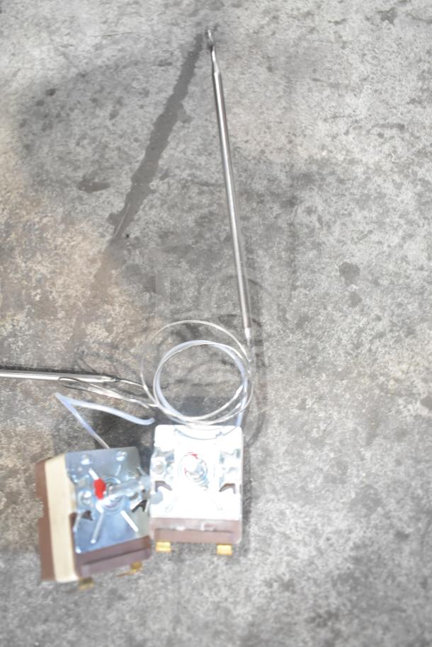 Three brand new items: Vollrath XCBL9003 waffle grate bottom and 2 Avantco 177DPO1814 thermostats. Scratch and dent condition.