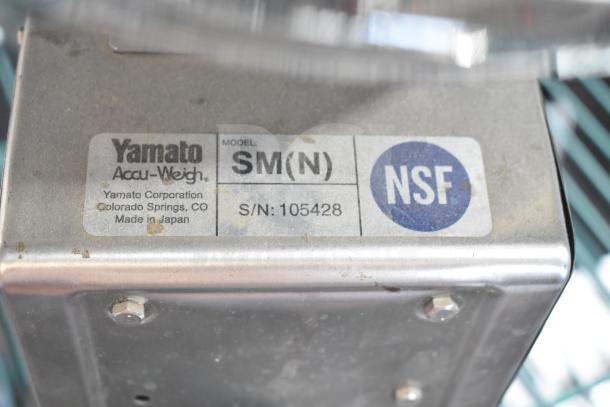 Yamato Accu-Weigh Scale SM(N) with NSF label, serial 105428, made in Japan. Part of auction lot with Detecto T25BN.
