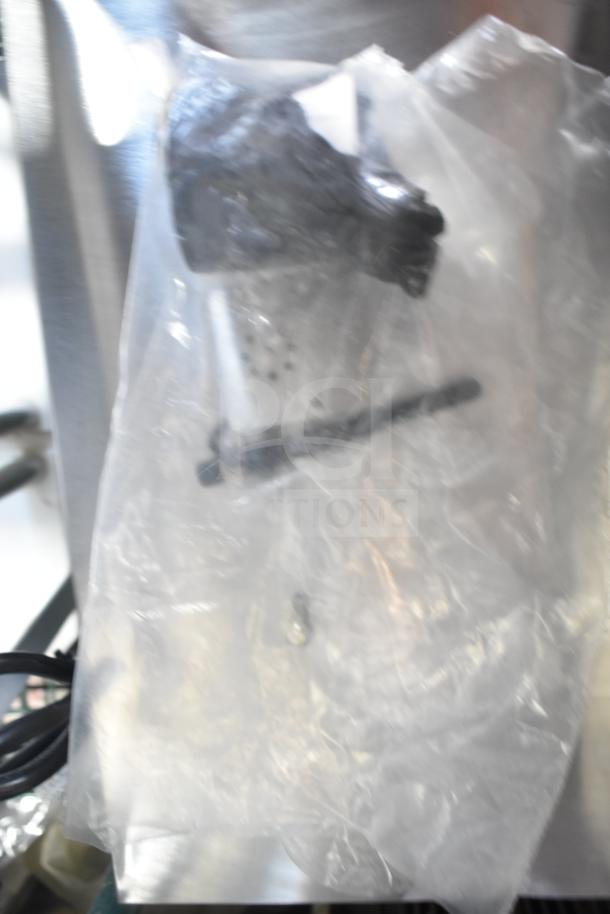 Brand new 2024 Tor Rey W-LABEL40L 40 lb. WiFi price computing scale with thermal label printer in packaging.