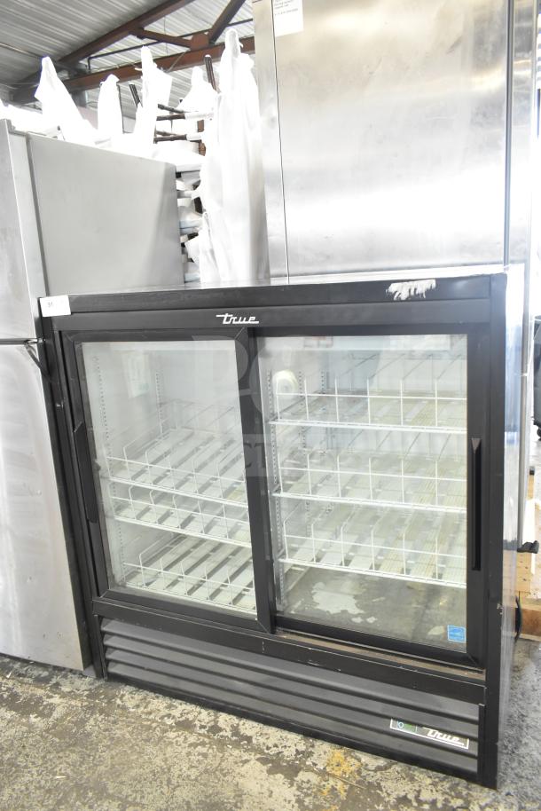 True GDM-41SL-48-HC-LD commercial 2-door reach-in cooler with glass doors and brand logo, in good condition.