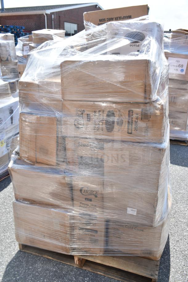 Pallet of 30 new scratch and dent items. Includes lunch trays, containers, and lids in original boxes, shrink-wrapped.