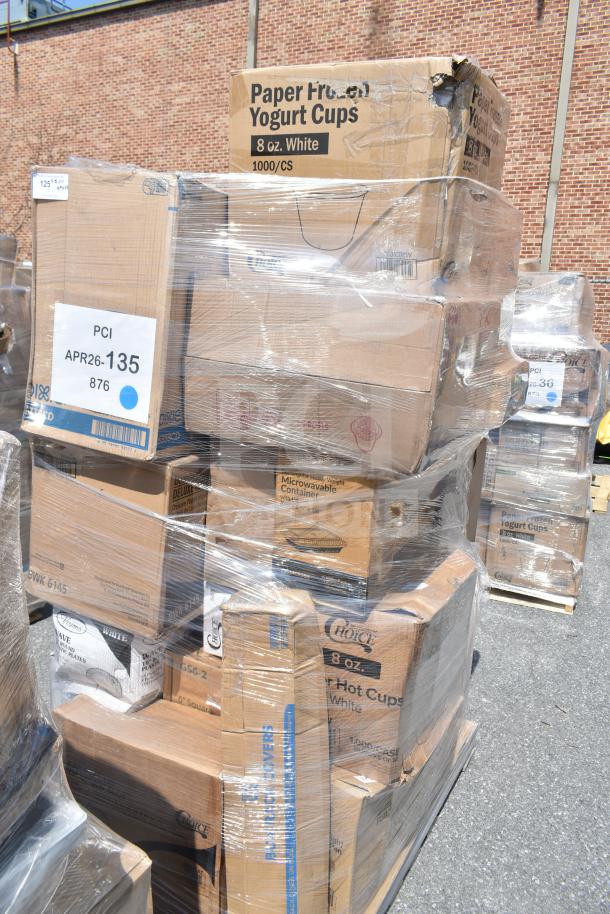 Pallet of 29 new scratch-and-dent items, including foam and hot cups, salad bowls, napkins. Labels show "Paper Frozen Yogurt Cups."