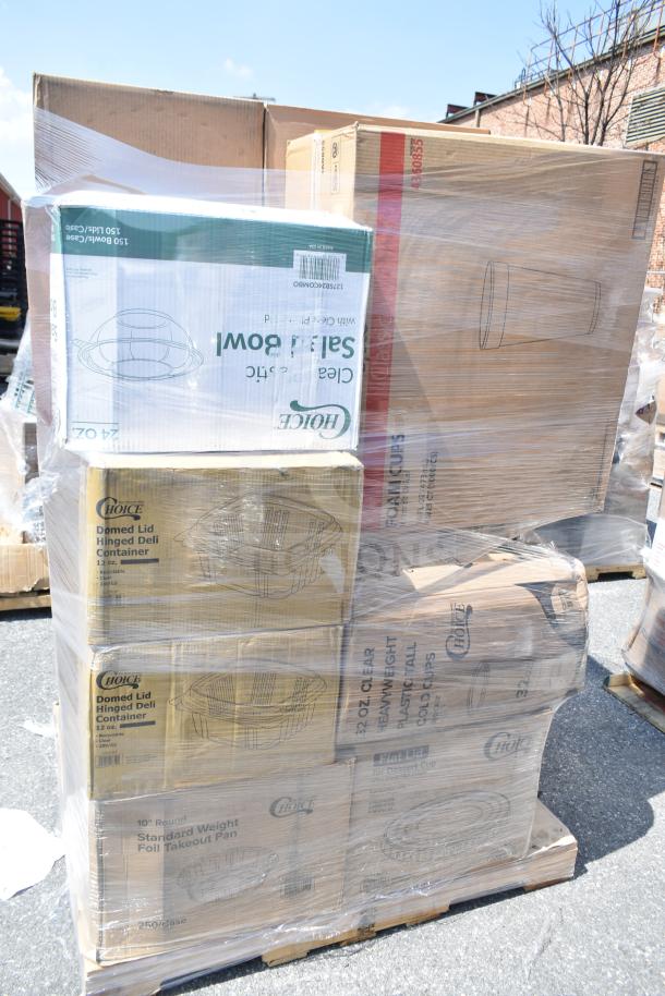 Pallet of 19 new scratch and dent items, including lids, hot cups, and clamshells, wrapped in plastic; Choice brand visible.