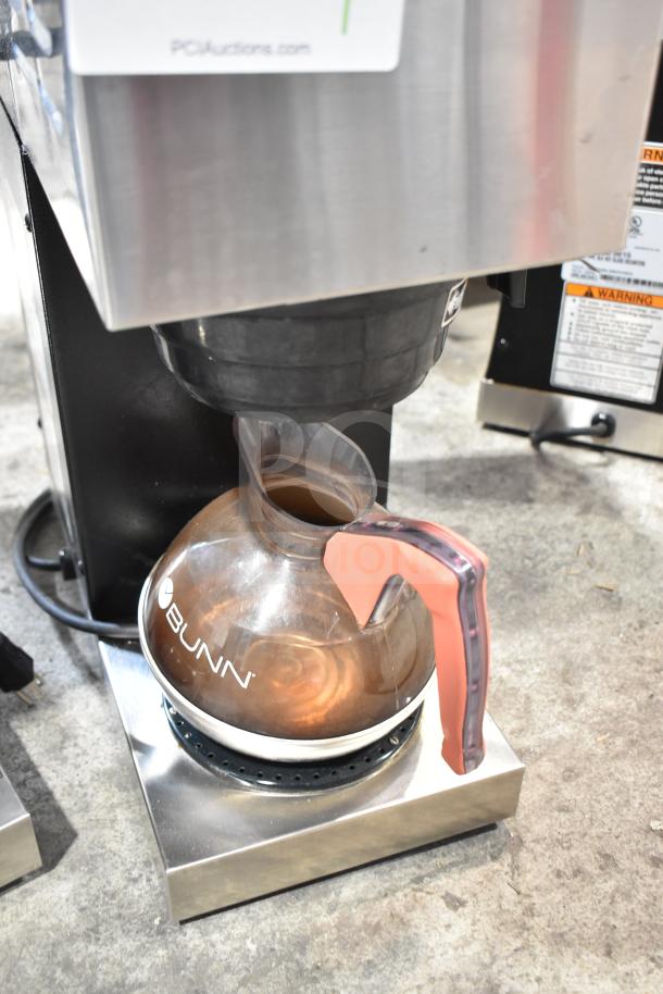 2023 Bunn VPR 33200.0015 Pourover Coffee Brewer with glass carafe, featuring 1 upper and 1 lower warmer. Excellent condition.