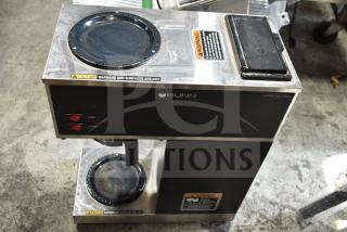 Bunn VPR 33200.0015 Pourover Coffee Brewer, 2023 model, with 1 upper and 1 lower warmer. 120 Volts, used condition.