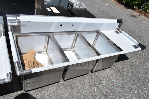 BRAND NEW SCRATCH AND DENT Regency 600S3182424R 3 Bay Commercial Sink with right side drain board.