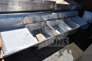 BRAND NEW SCRATCH AND DENT! Regency 600S32323224 121" Three Compartment Commercial Sink