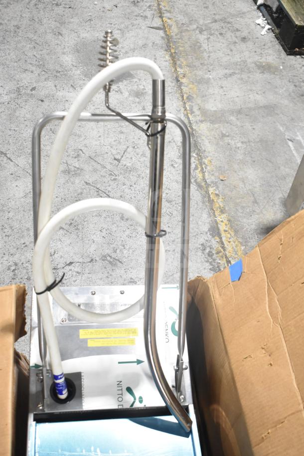 BRAND NEW Frymaster PF50 Portable Fryer Oil Filter, 110-120V, 1 Phase, in scratch and dent condition.