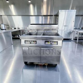 Frymaster SCFHD260G commercial gas floor fryer, top-tier condition, dual 80 lb vats, 250,000 BTU, natural gas, fully tested.