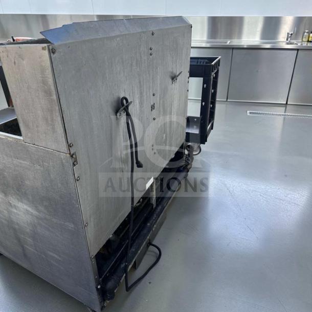 Frymaster SCFHD260G gas fryer, two 80 lb vats, 250,000 BTU, stainless steel, natural gas, fully tested, excellent condition.