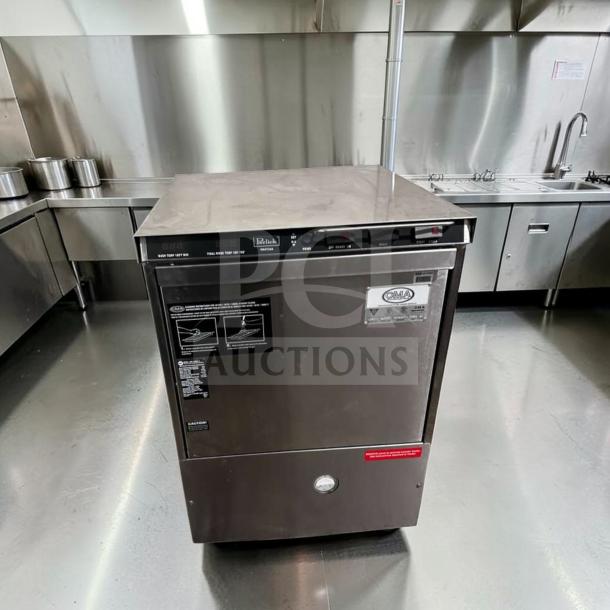 Perlick PKHT24 commercial glasswasher, flawless condition, high-temp, 24” wide, 30 racks/hour, fully tested, USA-made.