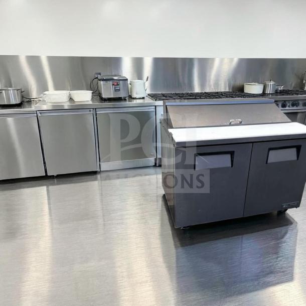 True TSSU-48-12-HC Sandwich/Salad Prep Table, 48", top condition, refrigerated base, 115V, fully tested, stainless steel.