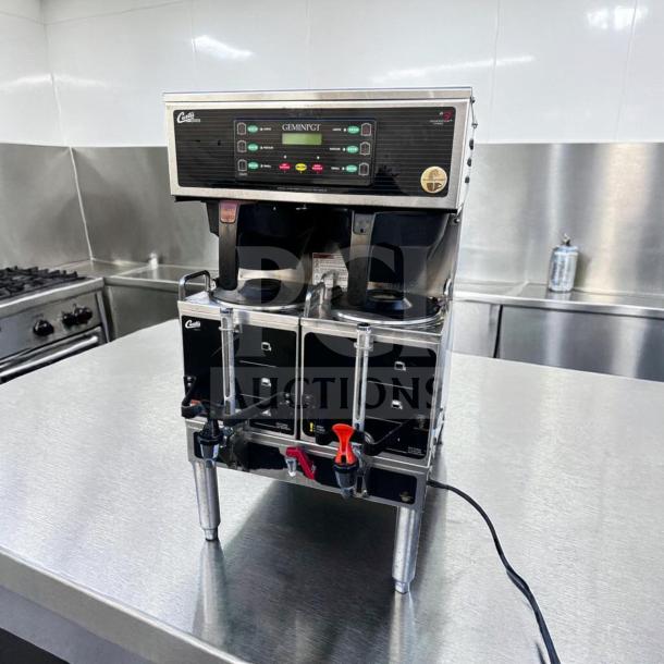 Wilbur Curtis GEMTS10A1000 G3 Gemini Twin Satellite Coffee Brewer, 1.5 Gallon, excellent condition, fully tested, 220V.